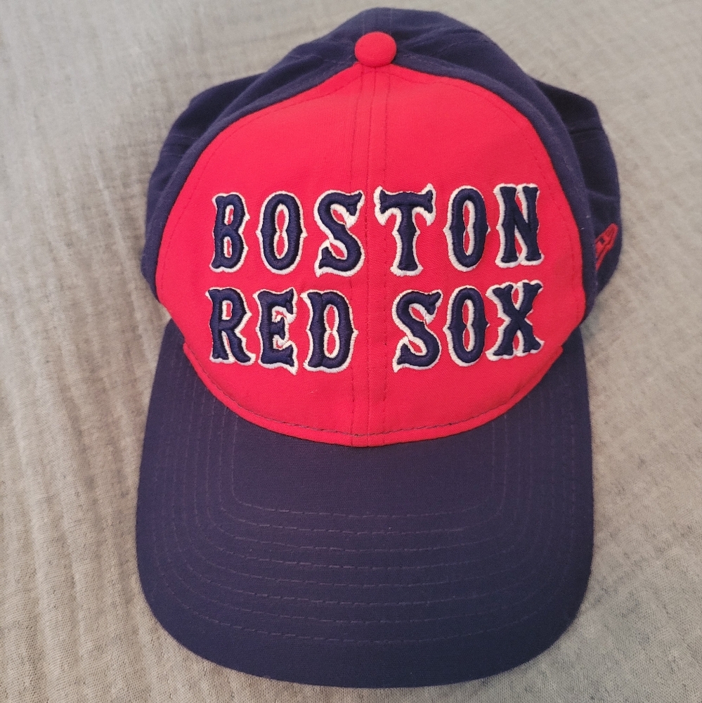 New Era/ Victoria's Secret Boston Red Sox Baseball Hat